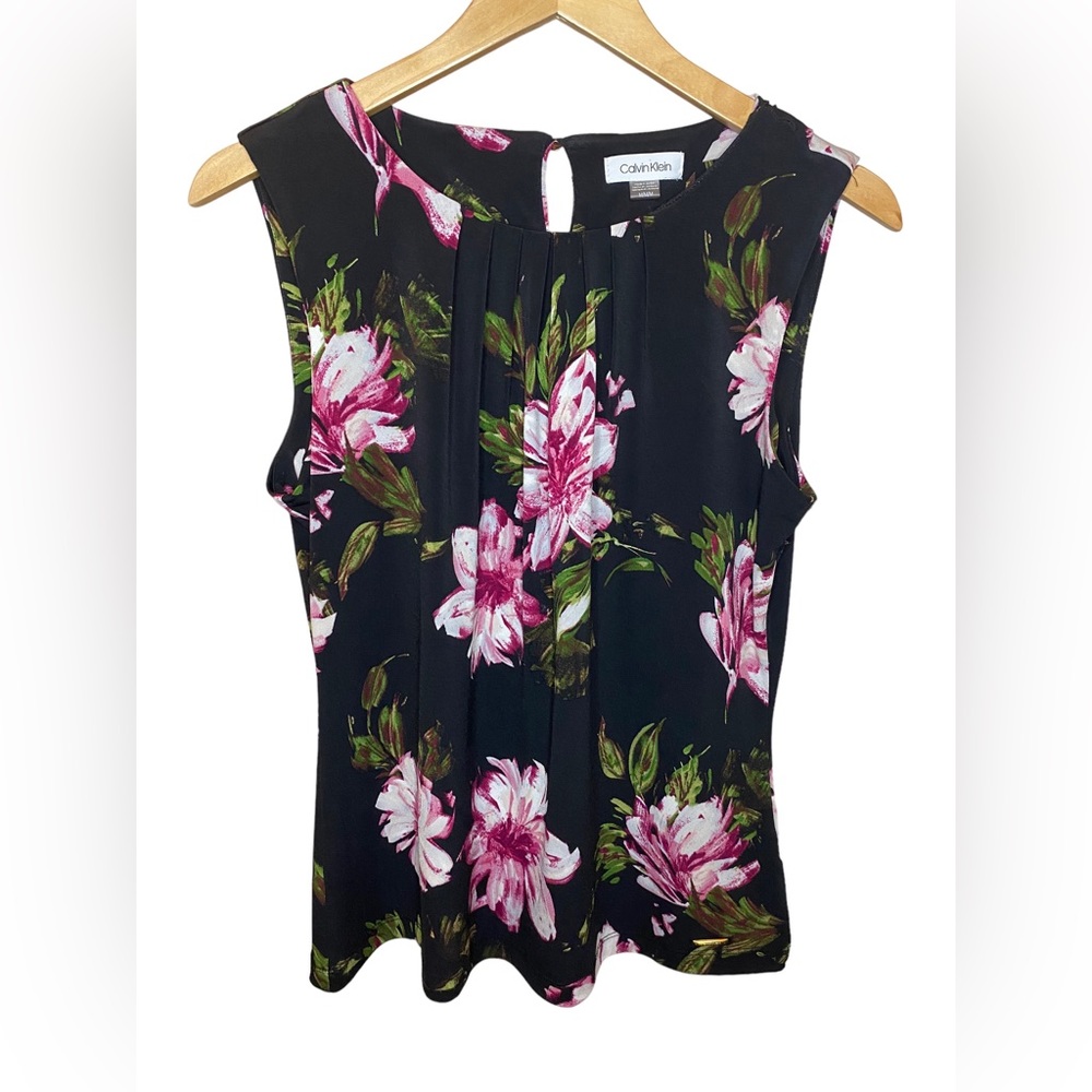 Calvin Klein Sleeveless Blouse Size: M